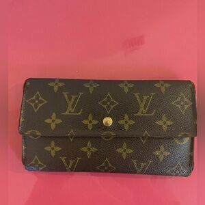 Louis Vuitton check book Wallet